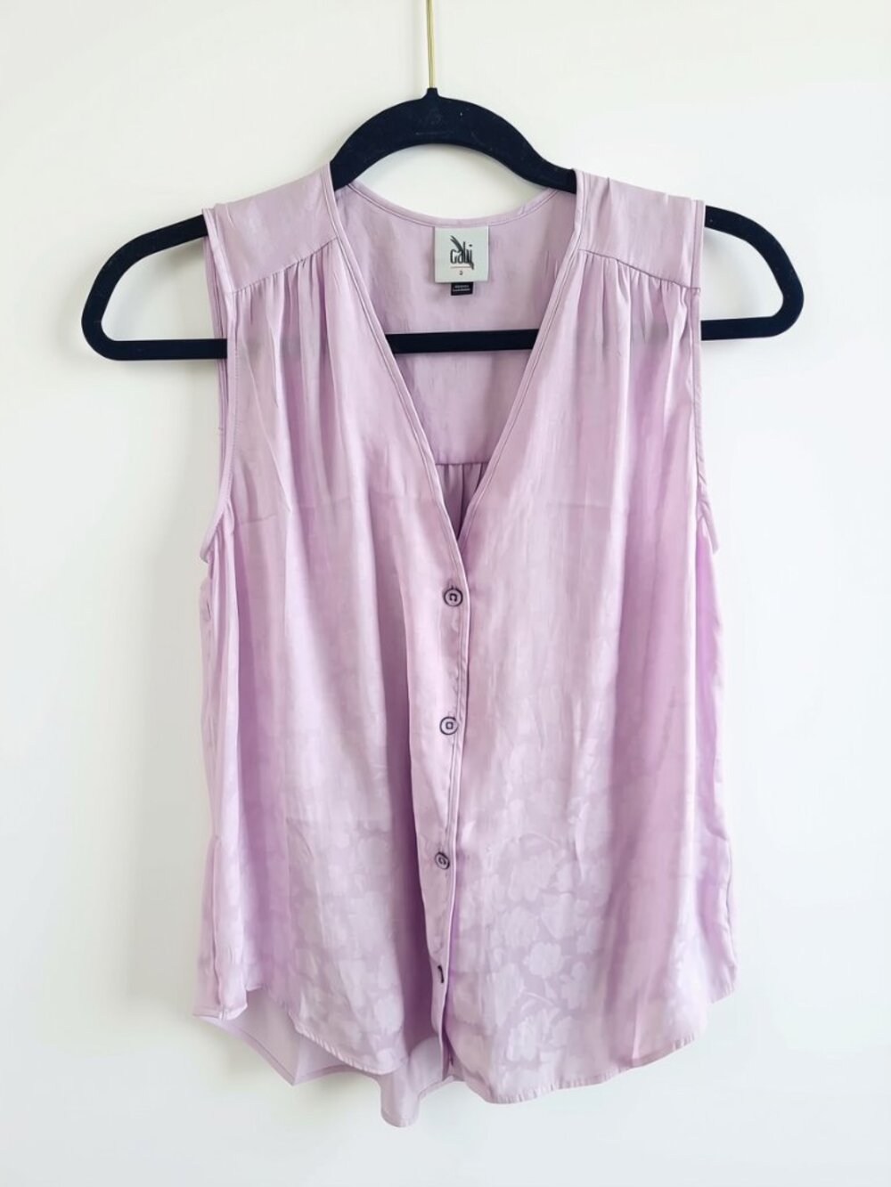 CAbi Sleeveless Button-Front Blouse in Lavender